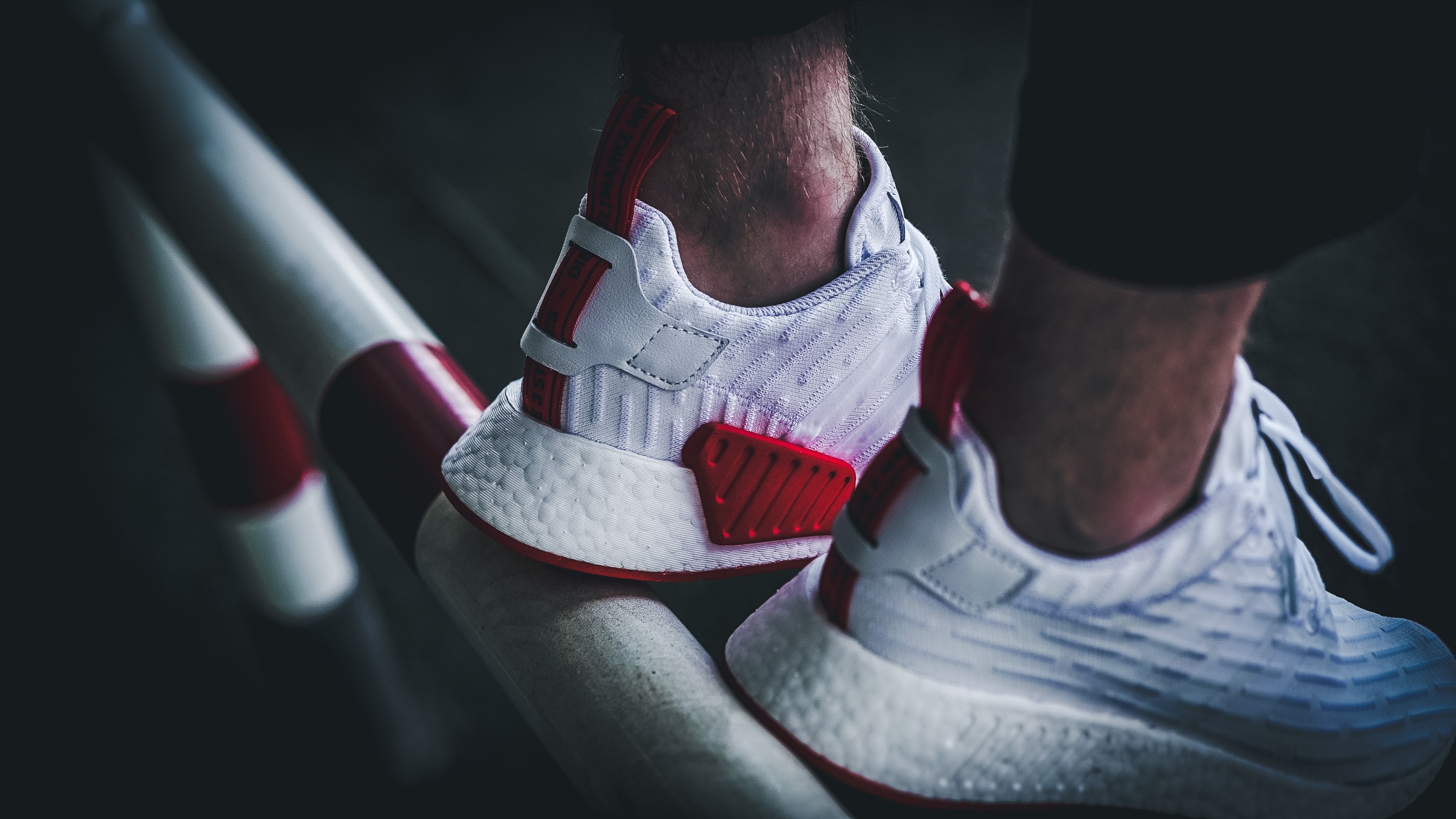 Adidas nmd r2 white red price sale